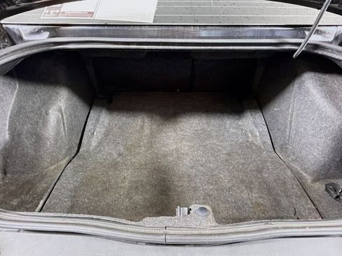 Used 2010 Dodge Challenger R/T RWD image 27