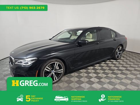 Used 2018 BMW 750i RWD image 1