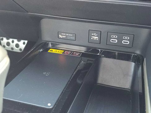 Certified 2025 Toyota Camry XSE w/ Premium Plus Package FWD image 34