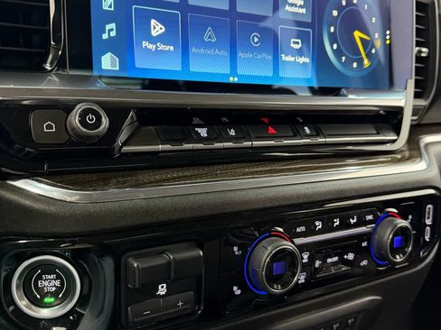 Used 2024 Chevrolet Silverado 2500 LT w/ Convenience Package image 25