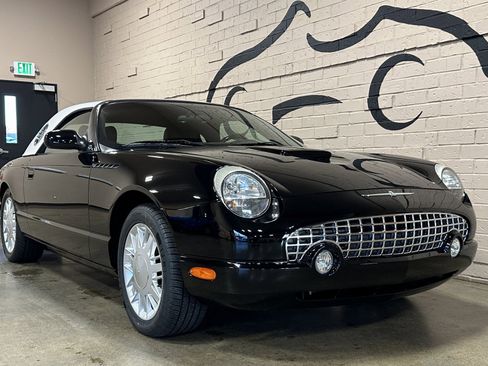 Used 2002 Ford Thunderbird image 23