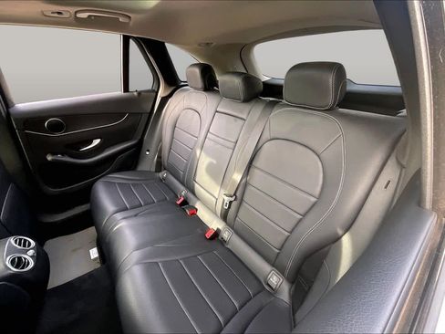 Used 2016 Mercedes-Benz GLC 300 image 18