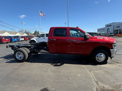 New 2026 RAM 3500 Tradesman w/ Chrome Appearance Group A AWD/4WD image 2