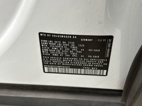 Used 2021 Volkswagen ID.4 Pro S image 40