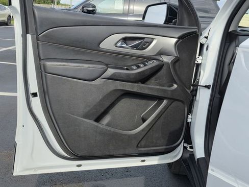Used 2019 Chevrolet Traverse LS FWD image 14