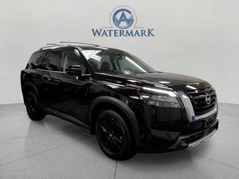Used 2025 Nissan Pathfinder SL w/ Lighting Package (N92) AWD/4WD image 7