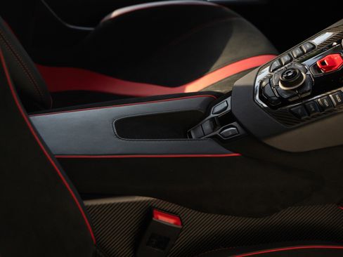 Used 2019 Lamborghini Aventador SVJ image 52