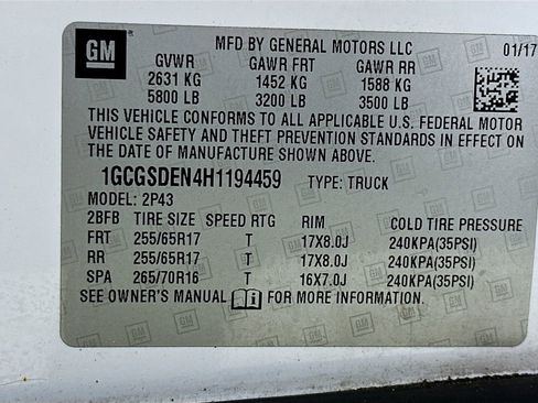 Used 2017 Chevrolet Colorado Z71 RWD image 39