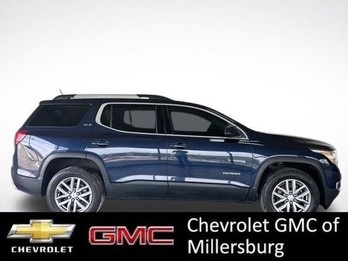 Used 2017 GMC Acadia SLE w/ Driver Alert Package I AWD/4WD image 2