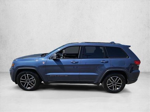 Used 2020 Jeep Grand Cherokee Trailhawk w/ Trailhawk Luxury Group AWD/4WD image 9