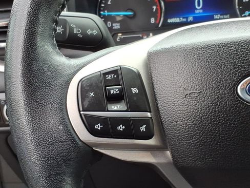 Certified 2023 Ford Explorer XLT w/ Equipment Group 202A AWD/4WD image 18