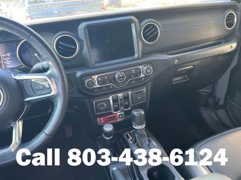 Used 2022 Jeep Wrangler Unlimited Rubicon 4xe w/ Cold Weather Group AWD/4WD image 10