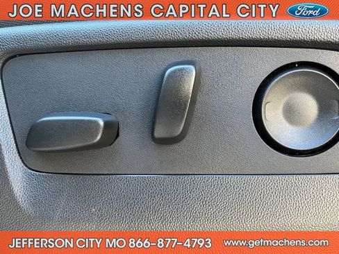 Used 2025 GMC Sierra 1500 SLE image 19