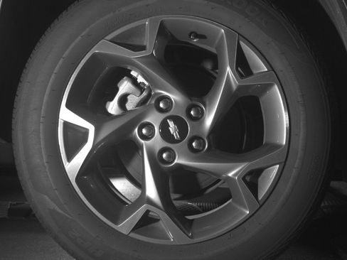 Used 2025 Chevrolet Trax LT w/ LT Convenience Package image 15