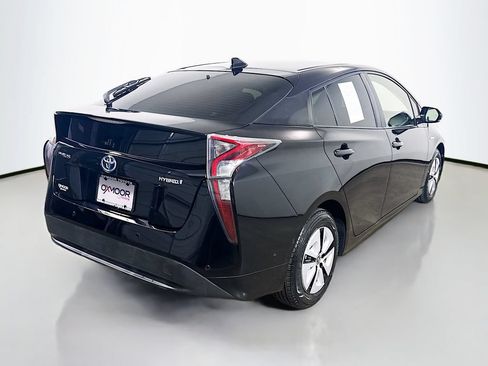Certified 2018 Toyota Prius Two w/ Prius Two Safety Plus Package FWD image 7