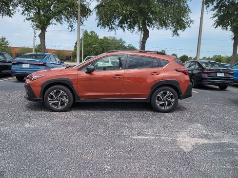 Used 2025 Subaru Crosstrek 2.0i Premium AWD/4WD image 4