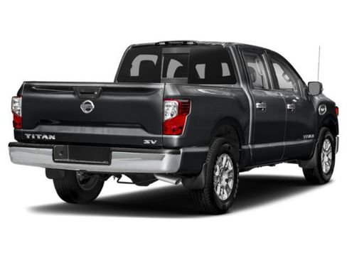Used 2018 Nissan Titan SV w/ SV Convenience Package AWD/4WD image 2