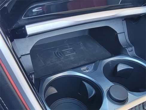 Used 2022 BMW M850i xDrive M850i xDrive w/ Driving Assistance Package image 21