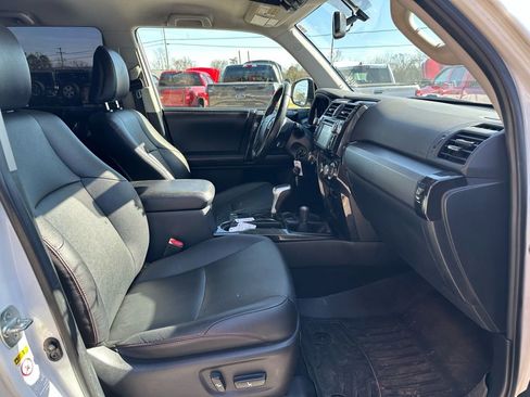 Used 2016 Toyota 4Runner TRD Pro image 5