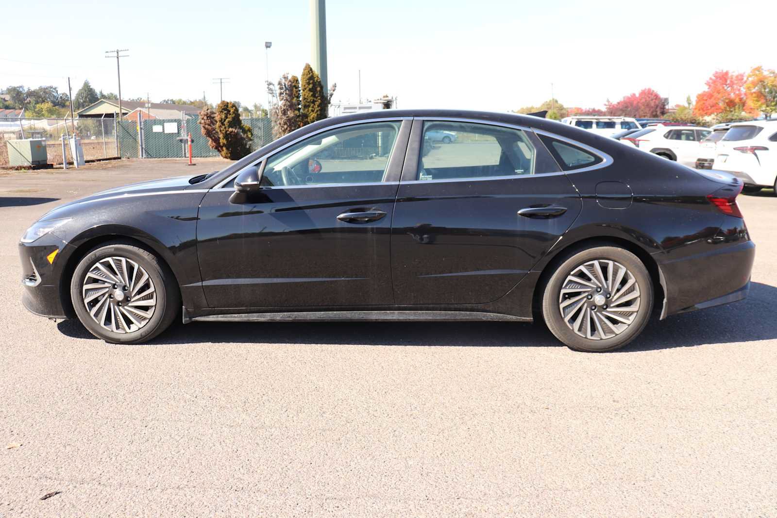 Used 2021 Hyundai Sonata Limited FWD image 8