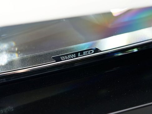 Used 2023 BMW i7 xDrive60 w/ Executive Package 2 image 68