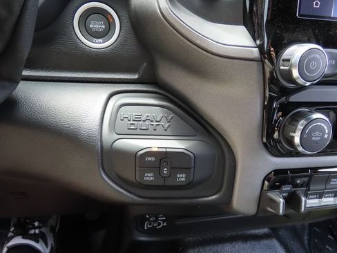 New 2026 RAM 5500 Tradesman AWD/4WD image 17