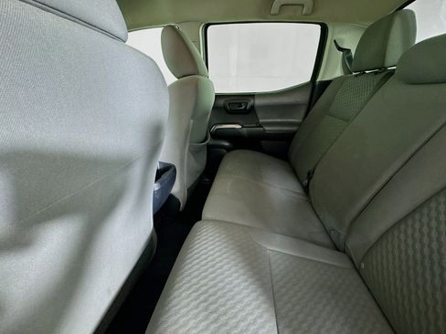 Used 2020 Toyota Tacoma SR5 image 23