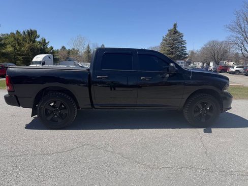 Used 2015 RAM 1500 Express AWD/4WD image 6
