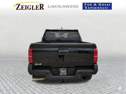 Used 2024 Toyota Tacoma SR5 AWD/4WD image 5
