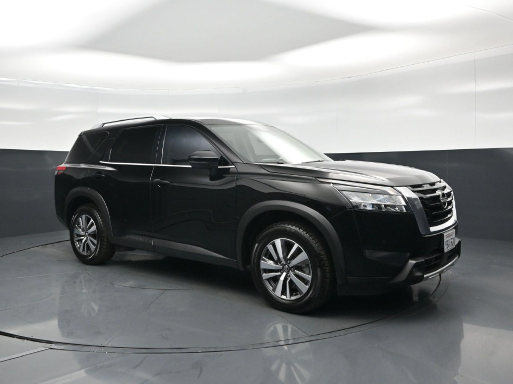 Used 2022 Nissan Pathfinder SL AWD/4WD image 28