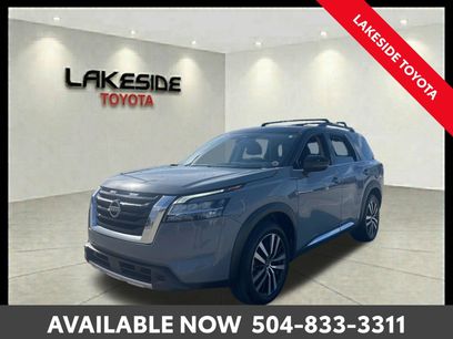 Used 2023 Nissan Pathfinder Platinum w/ Cargo Package