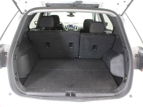 Used 2023 Chevrolet Equinox LT image 13