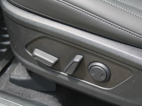 New 2026 Kia Sorento EX image 24