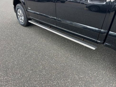 Used 2017 Ford F150 XLT AWD/4WD image 20