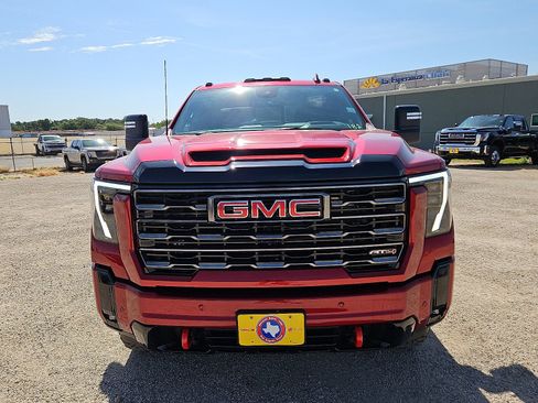 New 2026 GMC Sierra 2500 AT4 w/ AT4 Premium Plus Package AWD/4WD image 8