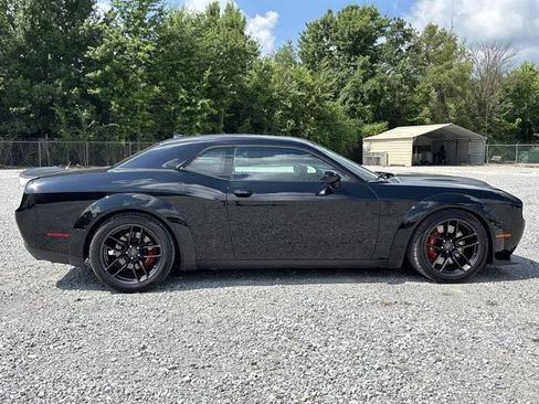 Used 2019 Dodge Challenger SRT Hellcat Redeye RWD image 2