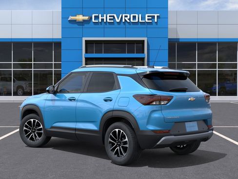 New 2026 Chevrolet TrailBlazer LT w/ Convenience Package FWD image 3