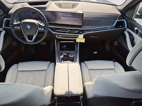 New 2026 BMW X5 xDrive40i AWD/4WD image 15