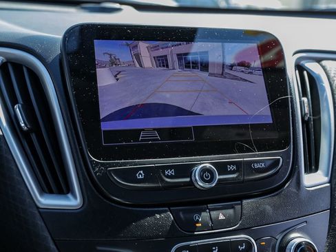 Used 2023 Chevrolet Malibu LT FWD image 29