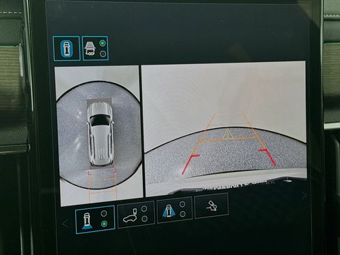 Used 2024 GMC Acadia Denali image 14