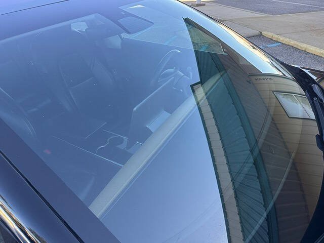 Used 2018 Tesla Model 3 Mid Range RWD image 10