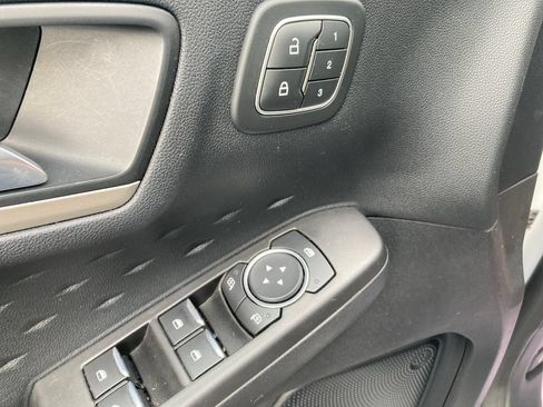 Used 2020 Ford Escape SEL AWD/4WD image 16