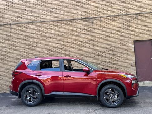New 2026 Nissan Rogue SV w/ Cold Weather Package AWD/4WD image 3