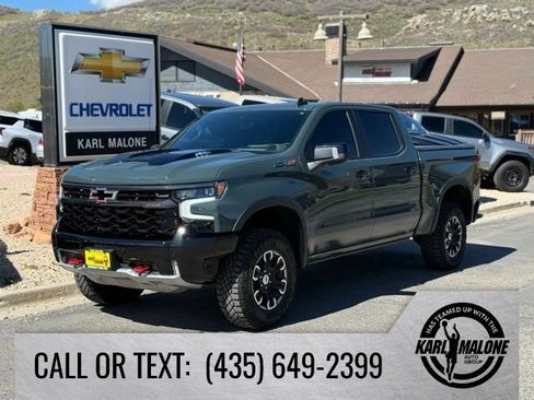 Used 2025 Chevrolet Silverado 1500 ZR2 w/ Technology Package AWD/4WD image 1