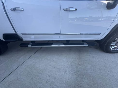 Used 2024 Chevrolet Silverado 2500 High Country w/ High Country Premium Package image 35