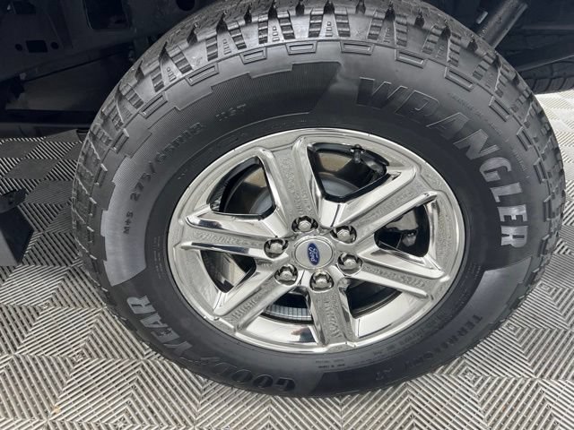 Used 2025 Ford F150 XLT w/ Equipment Group 301A Standard AWD/4WD image 9
