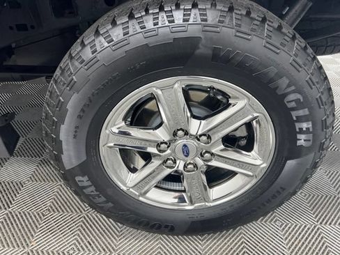 Used 2025 Ford F150 XLT w/ Equipment Group 301A Standard AWD/4WD image 9