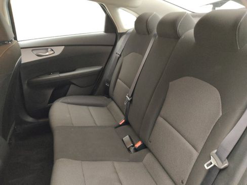 Used 2023 Kia Forte LXS FWD image 18