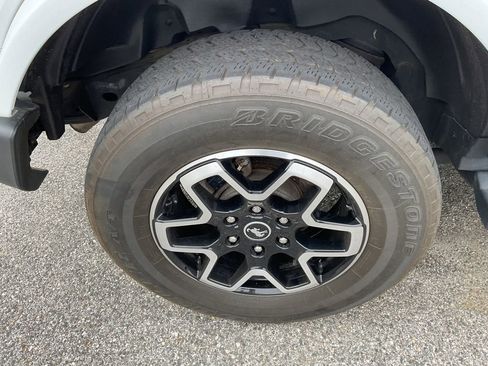 Used 2023 Ford Bronco Outer Banks AWD/4WD image 10