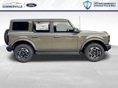 New 2025 Ford Bronco Outer Banks